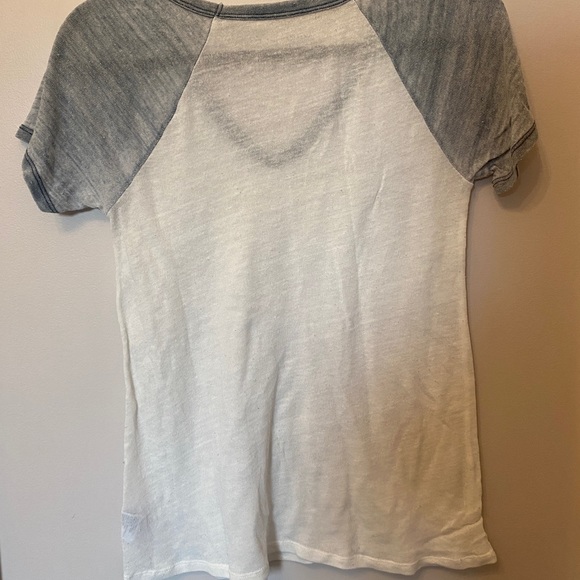 American Eagle Oversized Grey and White T-Shirt Extra Soft Size XS - Picture 4 of 4